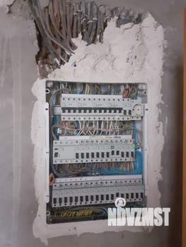 Дом 420м², 3-этажный, участок 15 сот.  