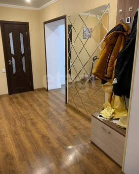 Дом 194м², 1-этажный, участок 6 сот.  