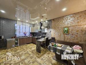 Дом 350м², 3-этажный, участок 6 сот.  