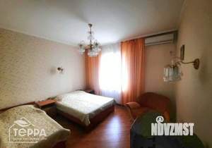 Дом 105м&sup2;, 1-этажный, участок 3 сот.  