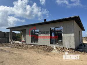 Дом 200м&sup2;, 1-этажный, участок 7 сот.  