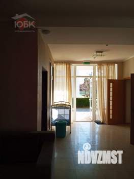 Коттедж 196м&sup2;, 2-этажный, участок 4 сот.  