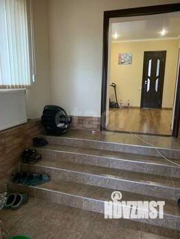 Дом 194м², 1-этажный, участок 6 сот.  