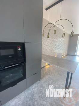 Дом 107м², 2-этажный, участок 2 сот.  