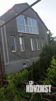 Дом 100м&sup2;, 3-этажный, участок 5 сот.  