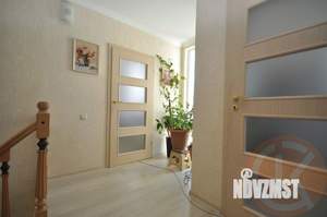 Дом 200м², 2-этажный, участок 3 сот.  