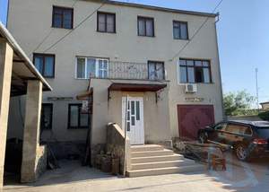 Дом 380м², 3-этажный, участок 4 сот.  
