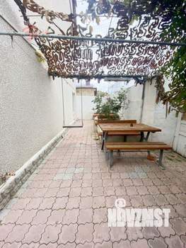 Дом 389м², 2-этажный, участок 3 сот.  