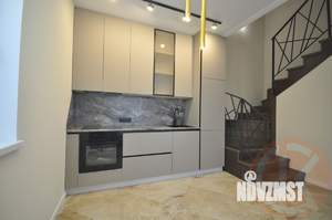 Дом 78м², 3-этажный, участок 1 сот.  