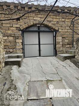 Дом 350м², 3-этажный, участок 6 сот.  