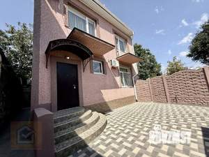 Дом 154м², 3-этажный, участок 3 сот.  