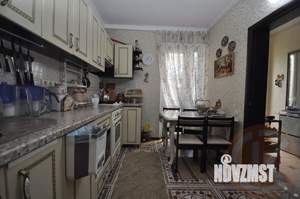 Дом 200м², 2-этажный, участок 3 сот.  