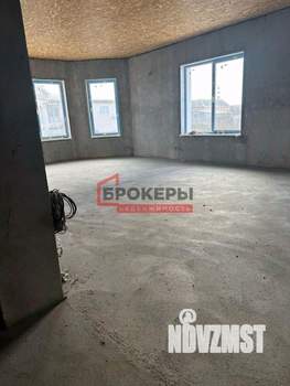 Дом 420м&sup2;, 2-этажный, участок 15 сот.  