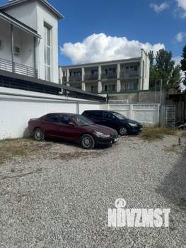 Коттедж 240м², 3-этажный, участок 3 сот.  
