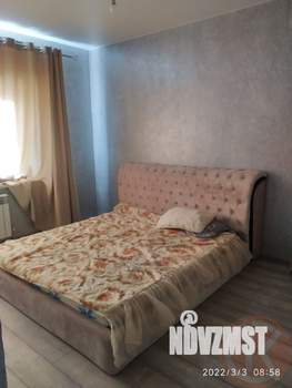 Дом 220м², 2-этажный, участок 6 сот.  