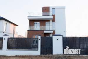 Дом 192м&sup2;, 2-этажный, участок 6 сот.  