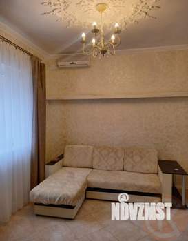 Дом 291м², 2-этажный, участок 3 сот.  