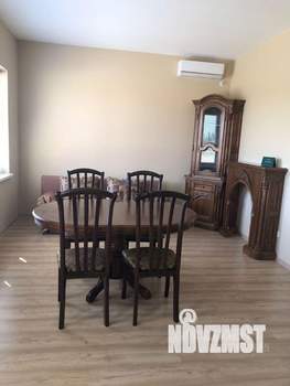 Дом 360м², 3-этажный, участок 15 сот.  