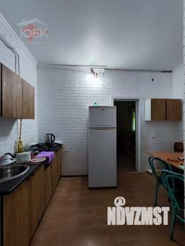 Дом 184м², 1-этажный, участок 3 сот.  