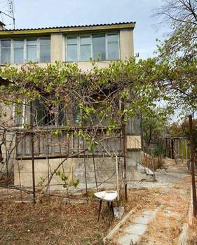 Дом 126м&sup2;, 3-этажный, участок 5 сот.  