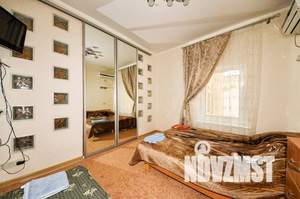 Дом 170м², 2-этажный, участок 4 сот.  