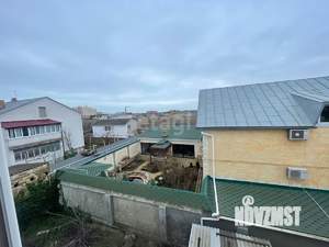 Дом 371м², 3-этажный, участок 6 сот.  