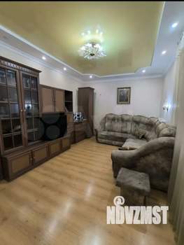 Дом 197м², 2-этажный, участок 4 сот.  