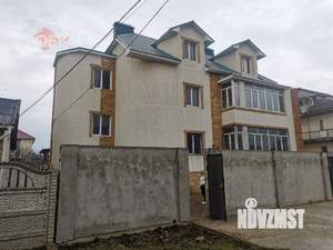 Дом 600м², 3-этажный, участок 6 сот.  