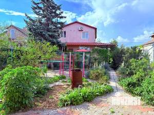 Дом 111м², 3-этажный, участок 4 сот.  