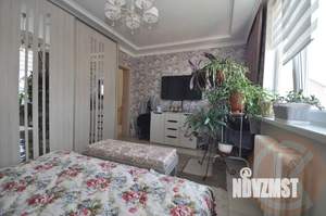 Дом 200м², 2-этажный, участок 3 сот.  