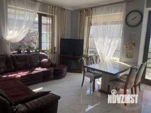 Дом 190м&sup2;, 1-этажный, участок 5 сот.  