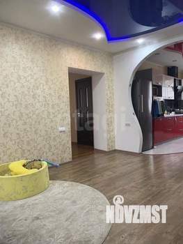 Дом 194м², 1-этажный, участок 6 сот.  