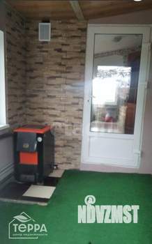 Дом 100м&sup2;, 2-этажный, участок 6 сот.  