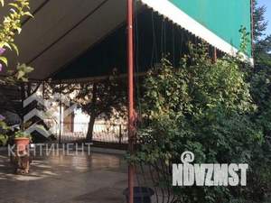 Дом 700м², 2-этажный, участок 15 сот.  