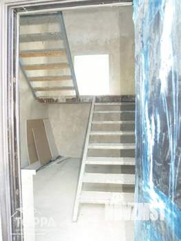 Дом 145м², 2-этажный, участок 6 сот.  