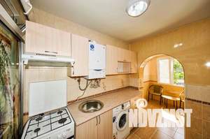 Дом 170м², 2-этажный, участок 4 сот.  