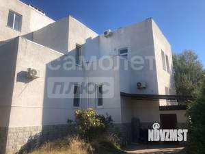 Дом 717м², 3-этажный, участок 8 сот.  