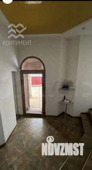 Дом 270м², 3-этажный, участок 4 сот.  