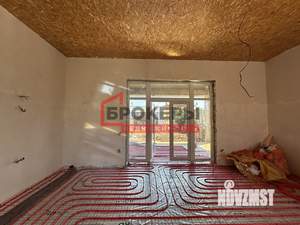 Дом 200м&sup2;, 1-этажный, участок 7 сот.  