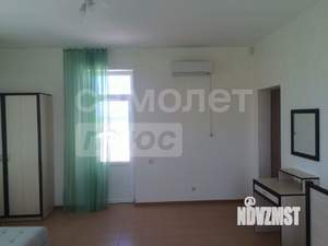 Дом 717м², 3-этажный, участок 8 сот.  