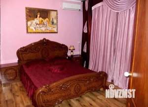 Дом 100м², 2-этажный, участок 2 сот.  