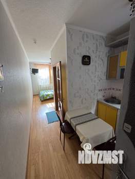 Дом 65м&sup2;, 2-этажный, участок 1 сот.  