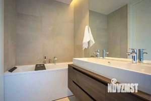 Дом 220м², 2-этажный, участок 10 сот.  