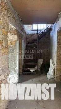 Дом 146м&sup2;, 2-этажный, участок 3 сот.  