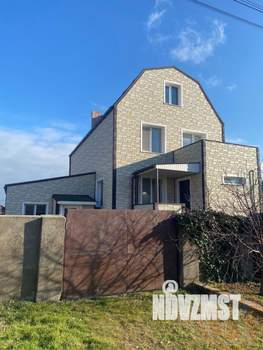 Дом 202м&sup2;, 2-этажный, участок 6 сот.  