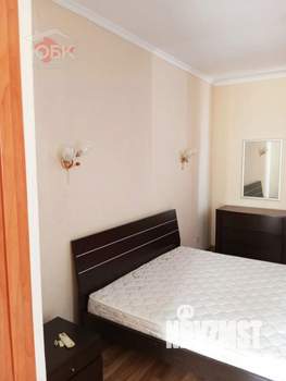 Коттедж 240м², 2-этажный, участок 4 сот.  