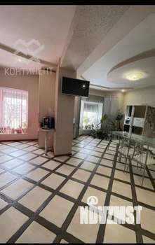 Дом 270м², 3-этажный, участок 4 сот.  