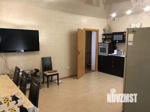 Дом 280м², 3-этажный, участок 9 сот.  