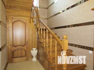 Дом 200м&sup2;, 2-этажный, участок 4 сот.  