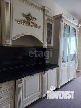 Дом 185м², 2-этажный, участок 6 сот.  